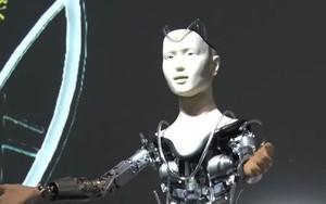 Nhật Bản ra mắt robot thông minh trị giá hơn 21 tỷ, biết làm điều chưa từng thấy