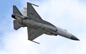Pakistan phóng thử tên lửa “thông minh” giữa căng thẳng với Ấn Độ
