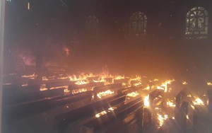 Cháy lớn ở nhà thờ, thiêu rụi nhiều tài sản bên trong