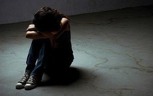 Nam thanh niên nhiều lần "yêu" bé gái bỏ nhà đi lang thang