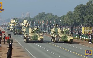 Ấn Độ và Pakistan đấu pháo ở Kashmir - Tương quan vũ khí 2 bên ra sao?