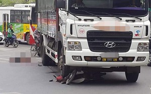 Người đàn ông bị xe tải đi cùng chiều đâm tử vong tại ngã tư ở Hà Nội