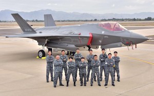 Ngay trước khi đâm xuống biển, phi công tiêm kích tàng hình F-35 Nhật nói câu gì?