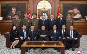 Ông Kim Jong Un xuất hiện trong tiếng hô "muôn năm", thiện chí tổ chức thượng đỉnh 3 với Mỹ