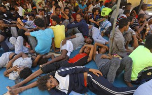 Thủ tướng Libya cảnh báo làn sóng di cư tràn vào châu Âu