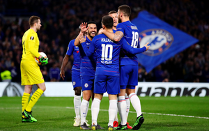 Dội mưa gôn, Chelsea vẫn phải chiến thắng trong sự sợ hãi