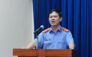 Bị khởi tố về hành vi ‘dâm ô đối với người dưới 16 tuổi', ông Linh đối diện khung hình phạt nào?