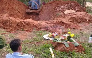 Vụ thi thể người phụ nữ phân hủy dưới giếng nước ở Yên Bái: Công an làm việc với người chồng