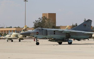 "Cối xay thịt" Libya: Máy bay LNA rụng như sung - Bằng chứng sốc quân ta bắn quân mình
