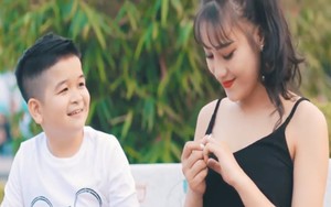 Chỉ cao 1m40 nhưng "Cu Thóc" thường diễn hài với các hot girl nóng bỏng