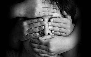 Xâm hại tình dục trẻ em: Chuyên gia chỉ ra "thủ phạm" khiến con người dễ sa ngã