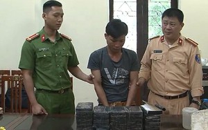 Bắt giữ bốn nghi phạm, thu giữ 26 bánh heroin