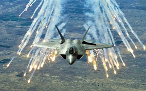 Soi sức mạnh của siêu tiêm kích "chim ăn thịt" F-22