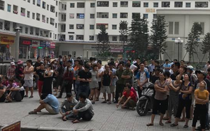 Người dân nhìn qua cửa sổ, hoảng hồn thấy nam thanh niên tử vong trên mái tầng 4