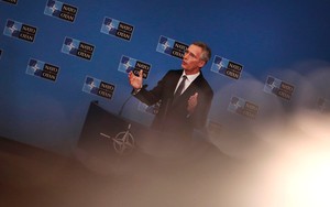 NATO hàm ý tung đòn "độc" kìm hãm Nga, Moskva lên án mưu đồ "kiểm soát thế giới"