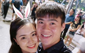 Lây bệnh "gắt" của người yêu, bạn gái Duy Mạnh vào hẳn Facebook cầu thủ Thái Lan bình luận khiến ai đọc xong cũng choáng