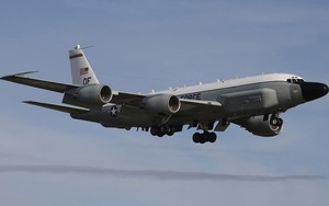 Bên trong máy bay trinh sát RC-135 lợi hại của không quân Mỹ