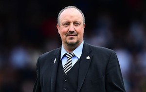 Chia tay Ngoại hạng Anh, HLV Rafa Benitez sang Trung Quốc hành nghề