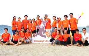 Chiều nhân viên hết cỡ, Donkey Fun Travel “bê” cả dàn gameshow truyền hình về tổ chức cho nhân viên chơi