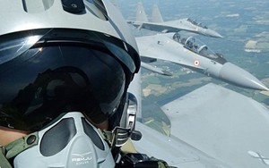Phi công Pháp "choáng" với sự ưu việt của siêu tiêm kích Su-30