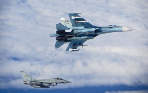 “Hàng nóng” Su-35, Su-27 Nga dùng truy đuổi E/F-18 để bảo vệ Bộ trưởng Shoigu là loại gì?