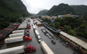 Lạng Sơn: Hàng nhập khẩu ùn ứ vì Trung Quốc đột ngột áp dụng mẫu C/O mới