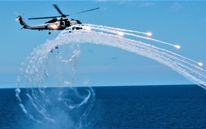 “Soi” sát thủ toàn năng Sikorsky MH-60R “Diều hâu biển”