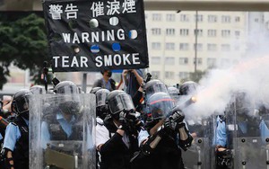 CNN: Cảnh sát Hong Kong dùng vũ khí và hơi cay của Mỹ để đối phó với biểu tình?