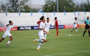 Đại thắng 5-0, Indonesia dồn Việt Nam vào thế chân tường