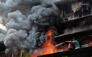 Hà Nội: Cháy lớn khu tập thể "chuồng cọp" cũ ở Kim Liên