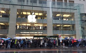 Chi 3 triệu đồng thuê người xếp hàng mua iPhone 11 tại Apple Store