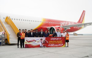 Xem tuổi máy bay Vietjet