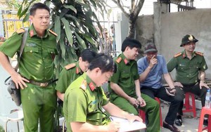 NÓNG: Bố của chủ tịch xã bị thanh niên hàng xóm kéo ra sau vườn chém tử vong