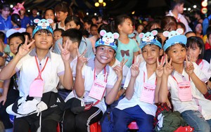 Hàng nghìn em thiếu nhi rộn ràng đón trung thu ở Sài Gòn