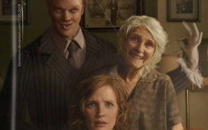 Khán giả khiếp sợ và ám ảnh cảnh diễn viên nổi tiếng đóng cảnh khỏa thân ở tuổi 85