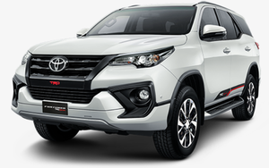 Toyota Hilux giảm kịch sàn sau "đội sổ" doanh số, Fortuner TRD 2019 chốt giá 1,2 tỷ đồng