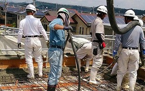 Lao động "chui" ở nước ngoài: Khốn khổ nơi xứ người