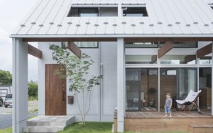 Ngôi nhà cấp 4 ở Nhật có mái hiên rộng để che nắng mưa, cảm nhận vị ấm của hạnh phúc gia đình