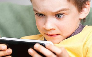 Vấn nạn trẻ em nghiện smartphone có thể được giải quyết rất dễ dàng, nhưng người lớn sẽ không thích đâu