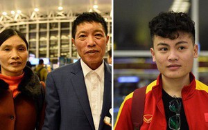 Bố mẹ Văn Hậu, Tiến Dũng và anh trai Quang Hải sang Dubai cổ vũ cho ĐT Việt Nam trong trận tứ kết Asian Cup gặp Nhật Bản