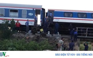 Đường sắt Bắc Nam tê liệt do tàu SE1 trật ray ở Bình Thuận