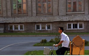 Cuộc sống ở thủ đô của Triều Tiên bí ẩn qua cửa kính ô tô