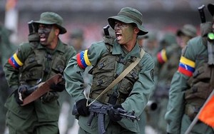 Quân đội Venezuela được đặt trong tình trạng báo động sau đe dọa từ Mỹ