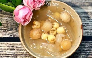 Chè hạt sen mà nấu thế này thì ăn cực ngon lại còn giúp đẹp da