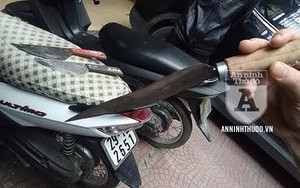 Đằng sau vụ bắt giữ nhóm côn đồ thủ dao bầu đi dàn cảnh, trộm đồ trên phố
