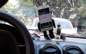 Hiệp hội Taxi Đà Nẵng tính chuyện khởi kiện Grab