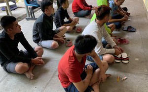 40 giang hồ cầm mã tấu tấn công cảnh sát hình sự