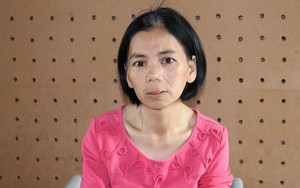 Vợ kẻ cầm đầu thấy nữ sinh giao gà bị hãm hiếp trong buồng ngủ của mình