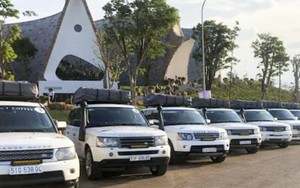 Tiền nhiều để làm gì: Ông Đặng Lê Nguyên Vũ mạnh tay chi hàng trăm triệu để lắp đèn cho dàn xe sang