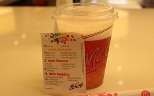 McDonald xin lỗi khách hàng ngộ độc vì trà sữa nhiễm chất tẩy rửa